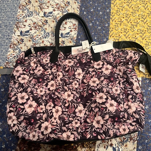 Jessica Simpson Floral Pink and Black Women's Weekender Bag - Picture 2 of 3